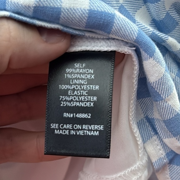 Torrid Rayon Gingham Blue White Smocked Bodice Long Sleeve Crop Blouse 1X - Picture 5 of 5
